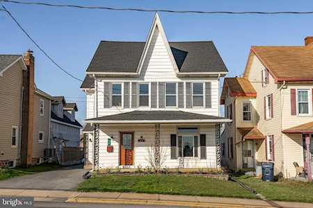 52 N Railroad Ave New Holland, PA 17557