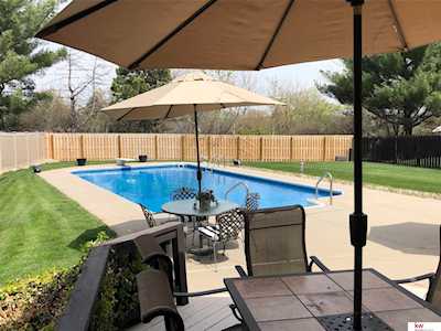 16222 Bancroft Circle Omaha, NE 68130