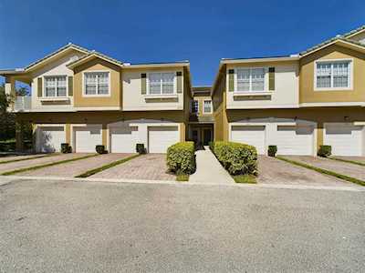 1571 SE Hampshire Way #102 Stuart, FL 34994