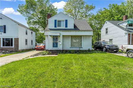 3880 E 155th St Cleveland, OH 44128