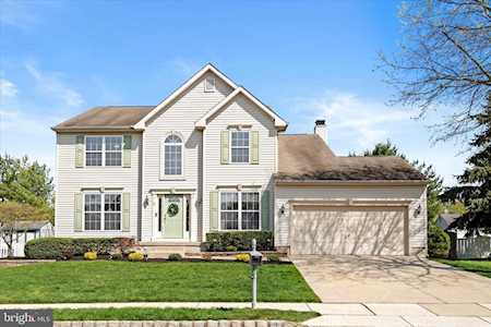 3 Leshner Ln Burlington Township, NJ 08016