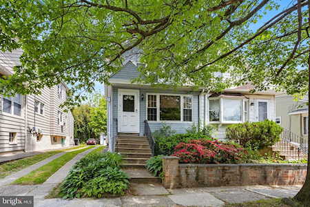 33 Lexington Ave Lansdowne, PA 19050