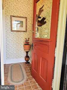 340 Lawn Ave Sellersville, PA 18960