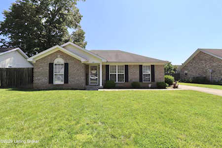 188 Shady Glen Cir Shepherdsville, KY 40165