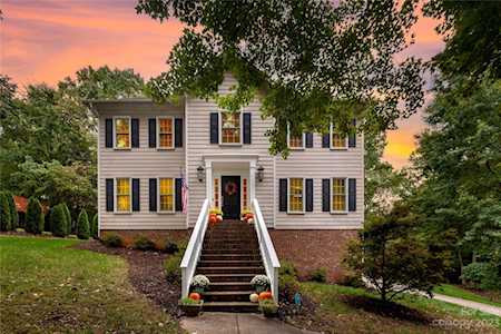 7724 Knollwood Circle Charlotte, NC 28213