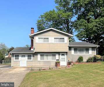 1226 Stinsford Rd Newark, DE 19713