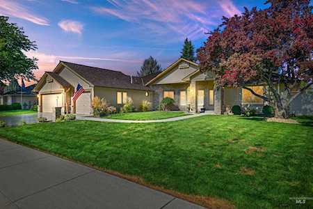 1050 E Dominica Drive Meridian, ID 83642
