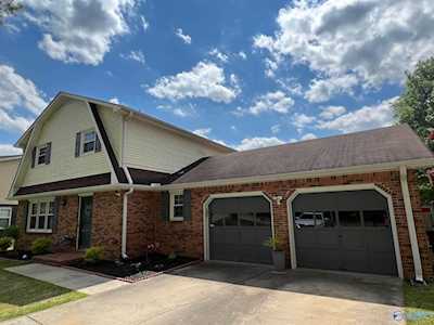 1307 Count Mallard Drive Decatur, AL 35601