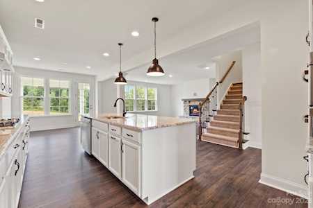 359 W Waterlynn Rd Mooresville, NC 28117