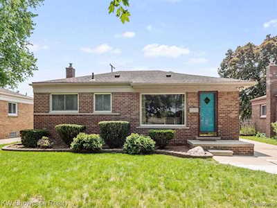 33253 Florence St Garden City, MI 48135