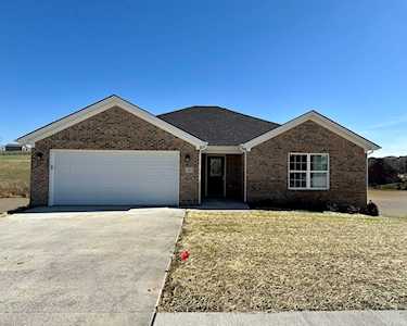 1004 Prairie View Dr Richmond, KY 40475