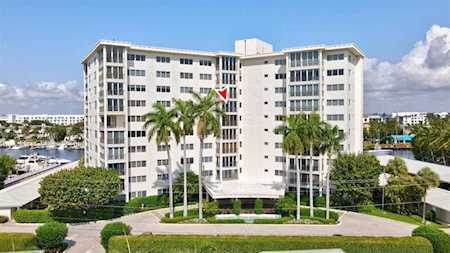 86 Macfarlane Drive #8h Delray Beach, FL 33483