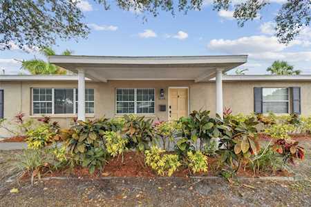 4094 Poplar St NE St. Petersburg, FL 33703