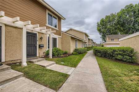 3021 S Sycamore St #D Santa Ana, CA 92707