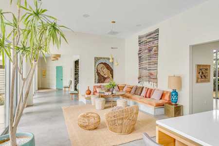 226 Country Club Ln Charleston, SC 29412