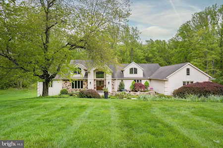 11 Fairhill Dr Chadds Ford, PA 19317