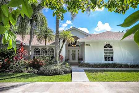 15094 N 72nd Drive Palm Beach Gardens, FL 33418