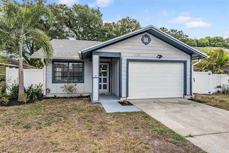 1701 Tall Pines Dr Largo, FL 33771