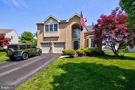 11 Zinnia Ct Bear, DE 19701