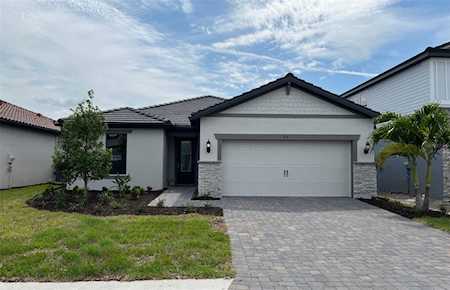 717 Gadwall Ct Bradenton, FL 34212