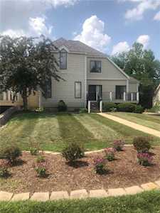 1488 Lake Knoll Dr Lake St Louis, MO 63367