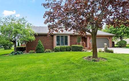 18 Ems B28a Lane Pierceton, IN 46562