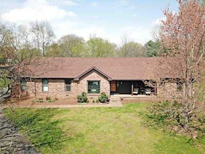 109 Sioux Ct Hendersonville, TN 37075