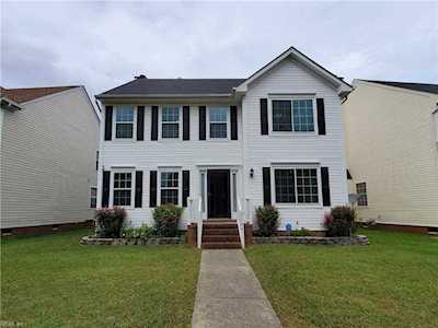 2764 Middle Towne Cres Norfolk, VA 23504