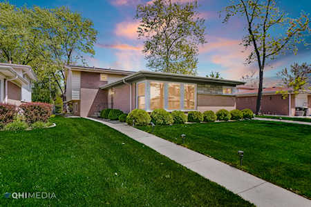 9447 Overhill Ave Morton Grove, IL 60053