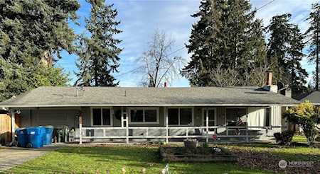18609 66th Ave W Lynnwood, WA 98037