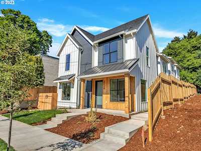 2728 SE 26th AVE #2 Portland, OR 97202