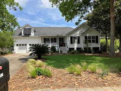 1506 Ocean Neighbors Blvd Charleston, SC 29412