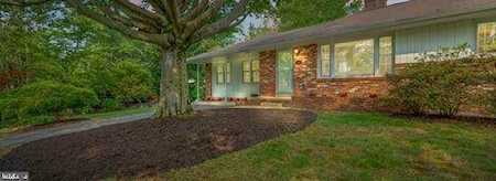 2100 Shenandoah Rd Alexandria, VA 22308