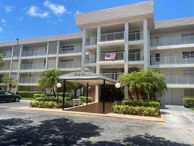 3151 S Palm Aire Dr #401 Pompano Beach, FL 33069