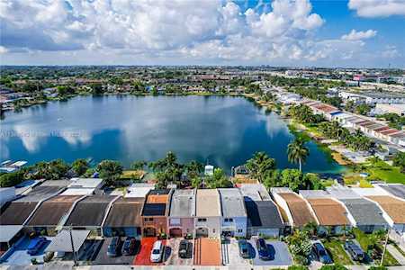 1880 W 72nd St #1880 Hialeah, FL 33014