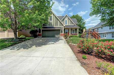 4004 Grand Ave Leavenworth, KS 66048