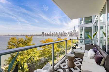 1000 Avenue At Port Imperial #406 Weehawken, NJ 07086