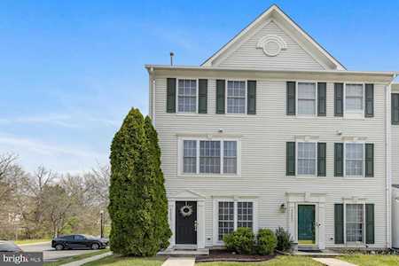 42805 Pilgrim Square Chantilly, VA 20152