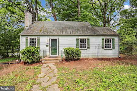 918 Heron Ct Silver Spring, MD 20901