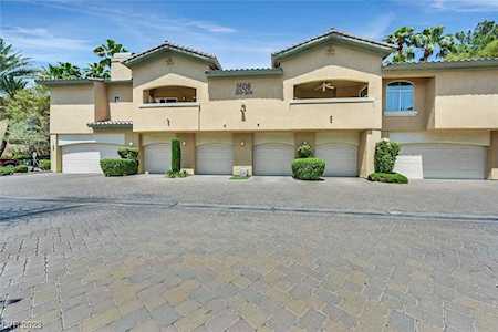1608 Hills of Red Dr #204 Las Vegas, NV 89128