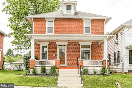 424 S High St Mechanicsburg, PA 17055