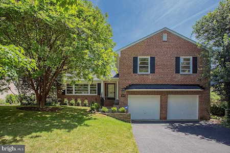 5409 Kirkwood Dr Bethesda, MD 20816