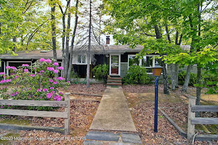 731 Alpine St Forked River, NJ 08731