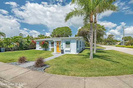 172 Woodland Avenue Cocoa Beach, FL 32931