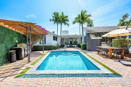 338 Princeton Drive Lake Worth Beach, FL 33460