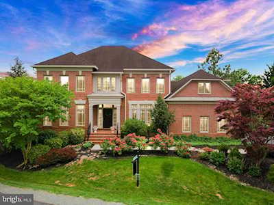 20412 Crimson Place Leesburg, VA 20175