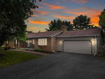 5429 Curtis Dr Schnecksville, PA 18078