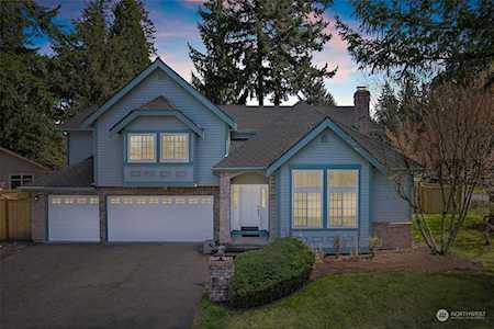 25326 233rd Ave SE Maple Valley, WA 98038
