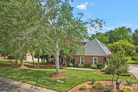 5904 Alexa Rd Charlotte, NC 28277