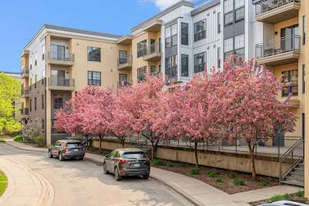 825 Berry Street #108 Saint Paul, MN 55114